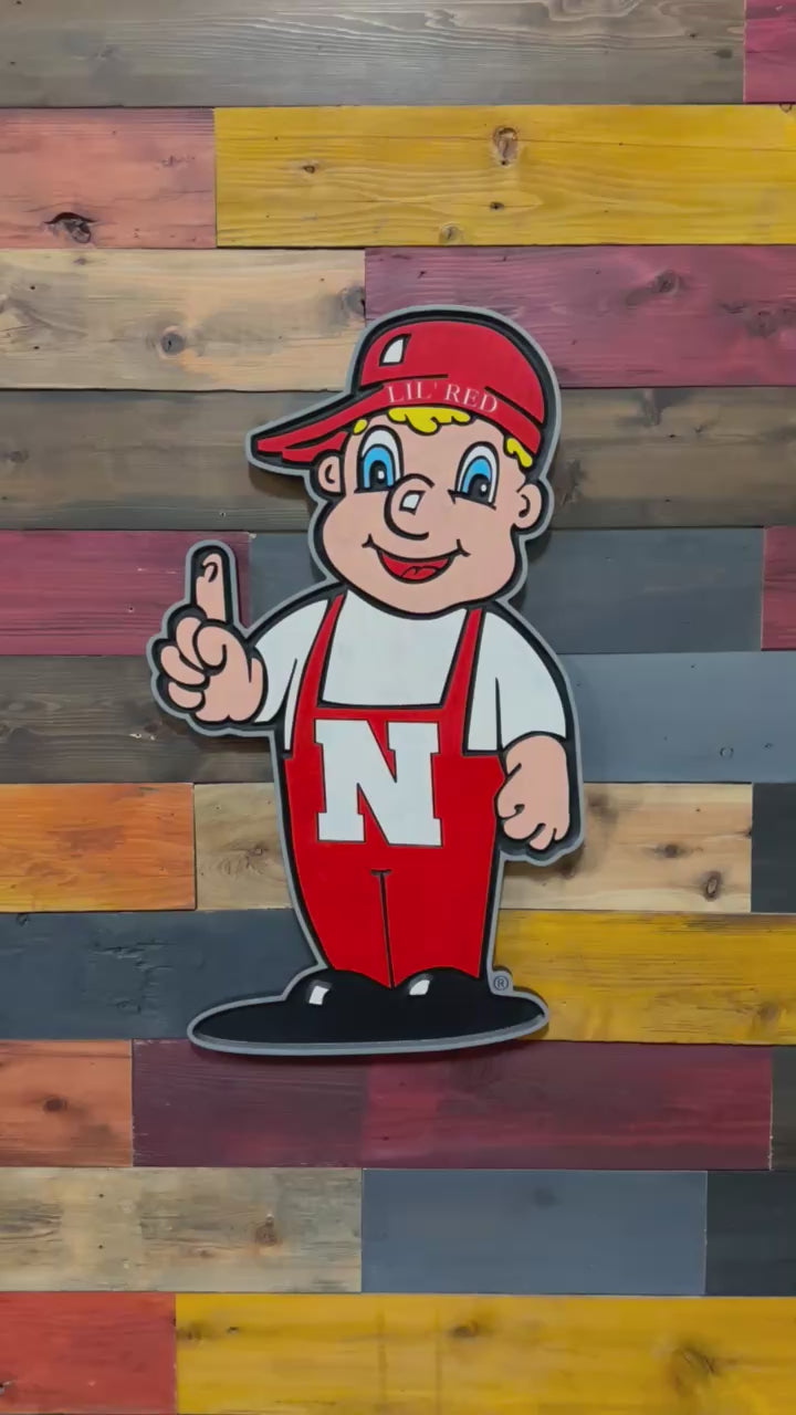 Video of Huskers Little Red wood sign