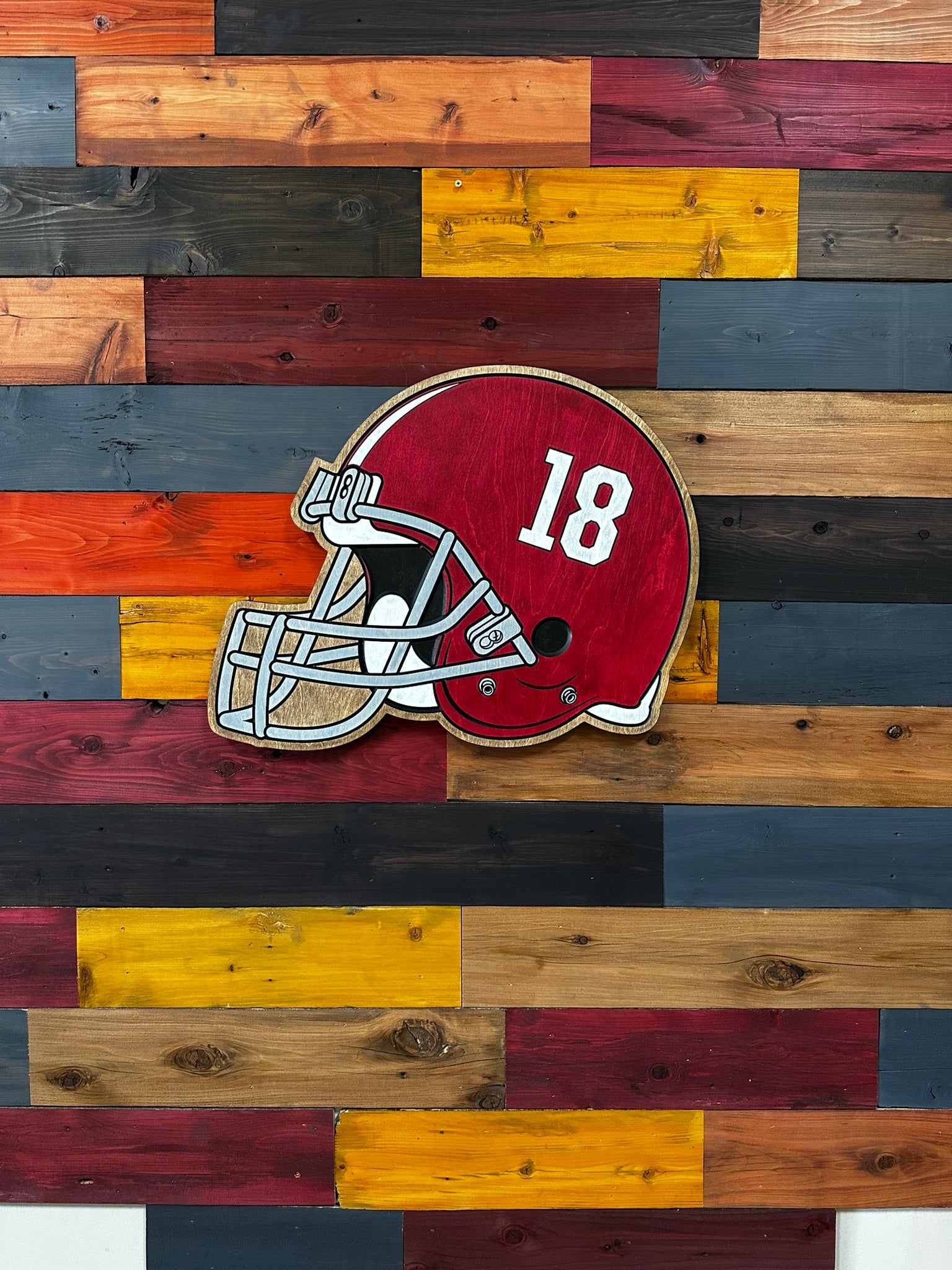 alabama-crimson-tide-helmet-wood-sign-video